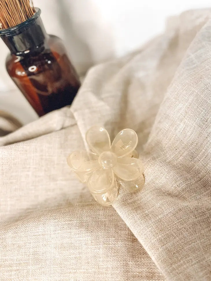 Dear Darling - Flower Claw Clips