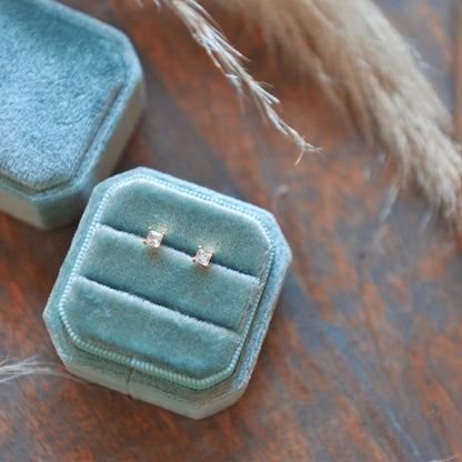 Oh So Lovely - Earrings