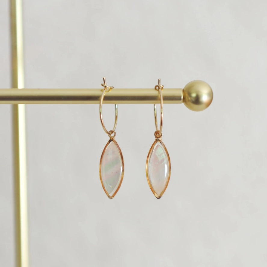 Oh So Lovely - Earrings