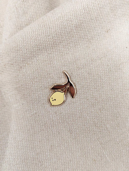 Mimi & August - Enamel Pin